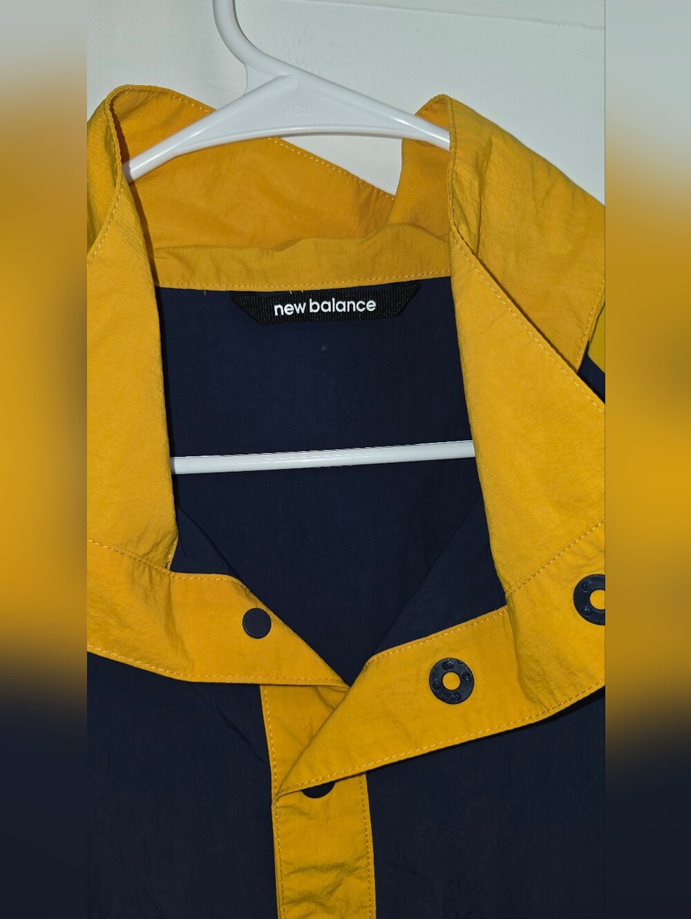 Vintage New Balance Pullover Windbreaker Jacket Men’s M Blue Yellow - Picture 2 of 7